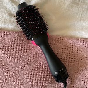 Revlon One Step Hair Dryer and Volumizer